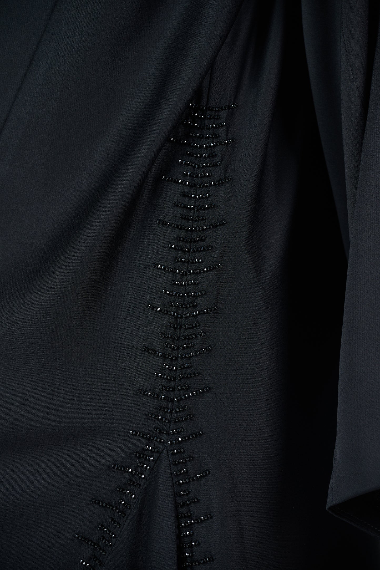 Embroidered Abaya with side Pleats.